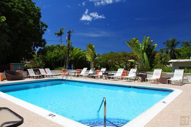 加勒比巴巴多斯岛棕榈屋露天浴