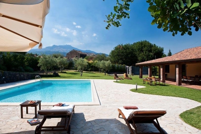 Viagrande - Photo 2