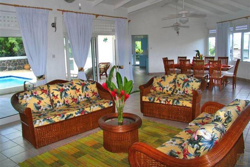 加勒比圣露西亚岛金合欢度假别墅客厅