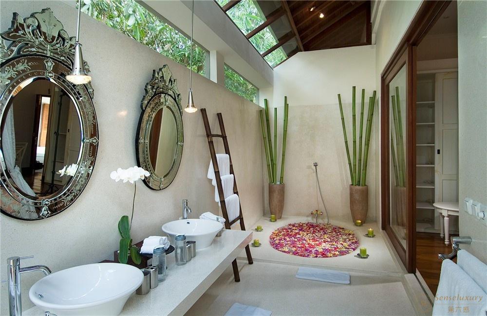 印尼巴厘岛玛卡别墅浴缸