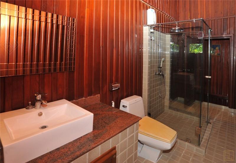 泰国苏梅岛苏拉美别墅浴室