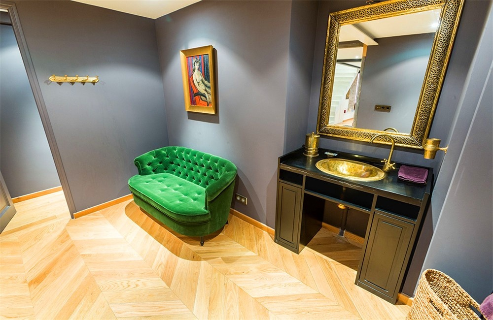 Panache Apartment - Photo 14