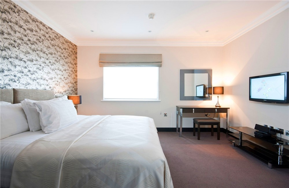 130 Queen's Gate Penthouse - Photo 10