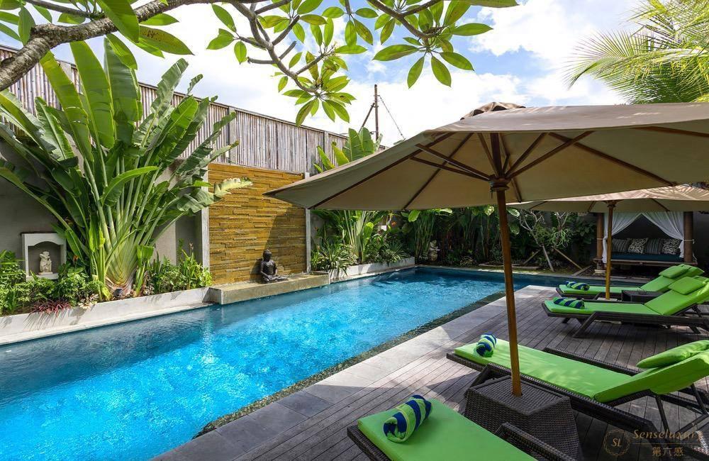 巴厘岛水明漾巴巴格别墅泳池