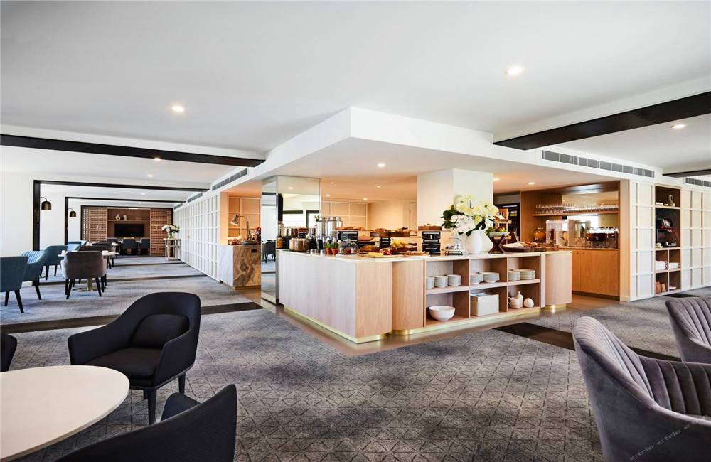 Four Seasons Hotel Sydney - Photo 2