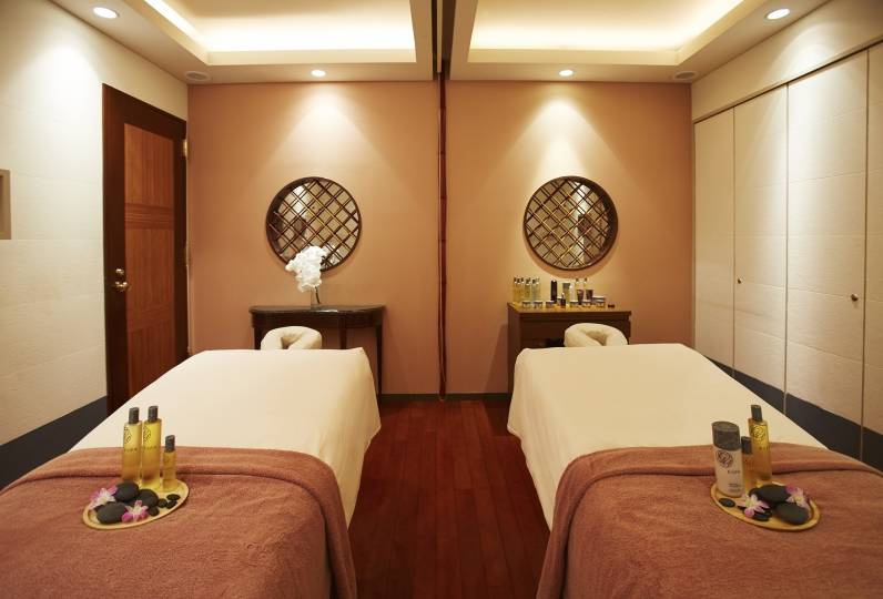 The Ritz-Carlton Osaka - Photo 22