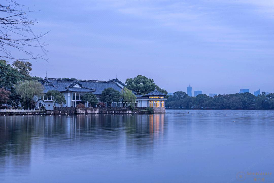 第六感Senseluxury 度假别墅-杭州西湖国宾馆·西湖第一名园-screenshot-9