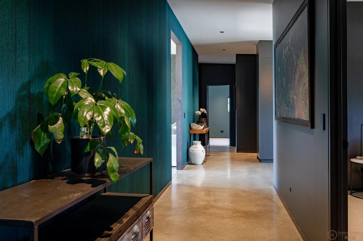 Riverbank Luxury - Photo 18