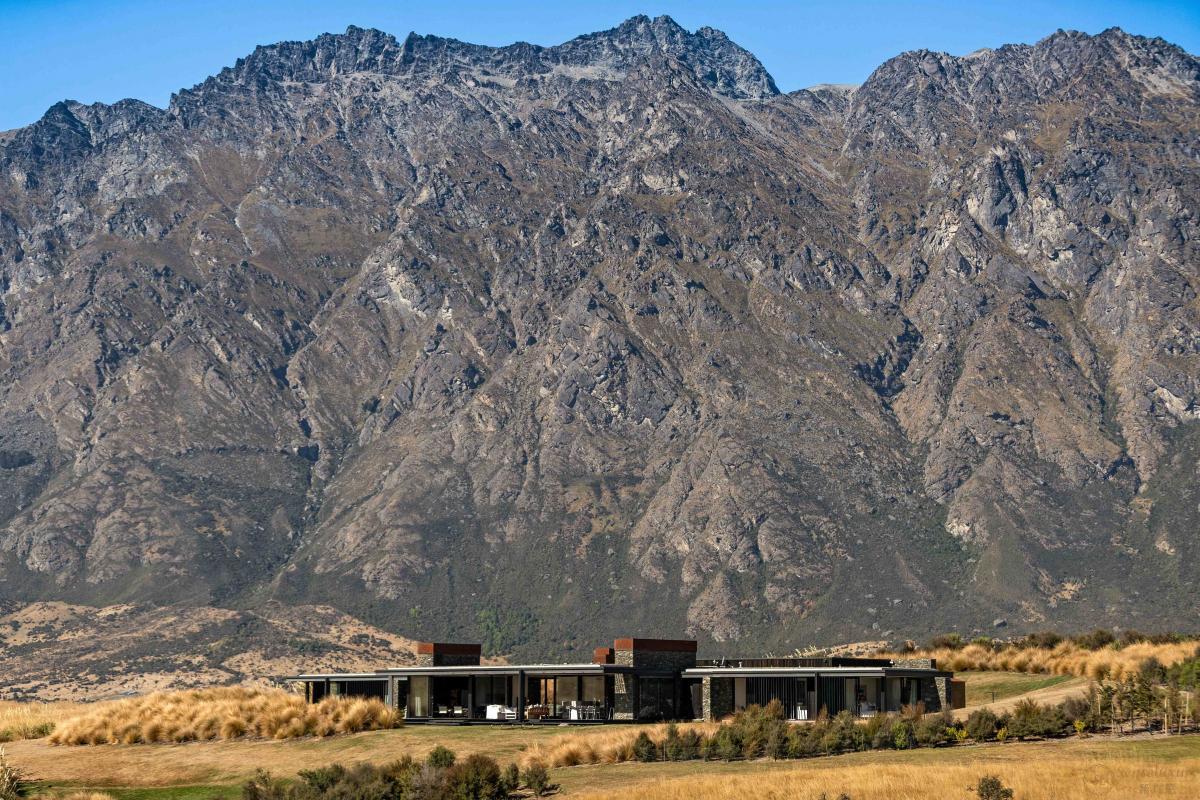 The Lake House - Photo 2