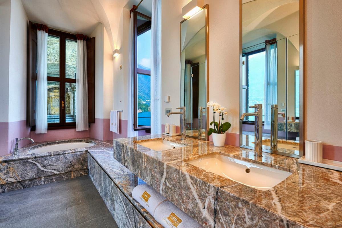 Villa Pliniana - Photo 10