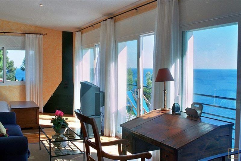 加勒比牙买加地中海别墅卧室落地窗
