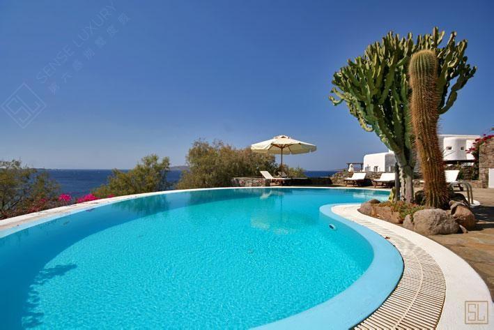希腊米克诺斯岛月光女神别墅游泳池