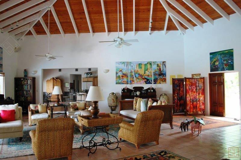 加勒比海圣克鲁斯岛慢摆别墅客厅