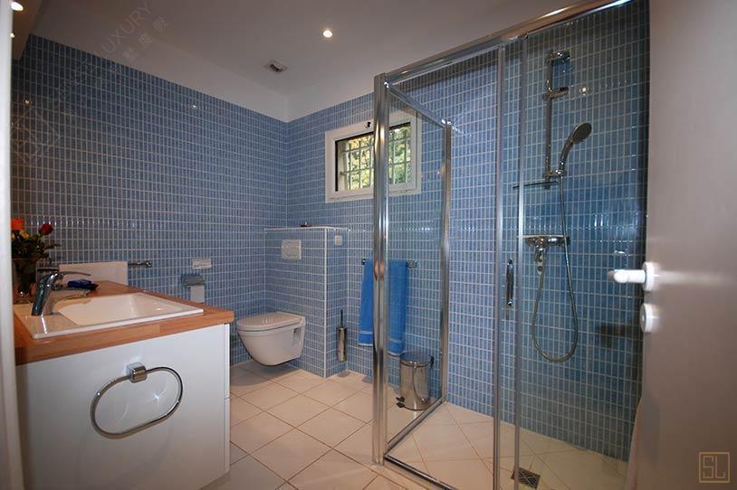 法国里维埃拉麦斯2号别墅浴室