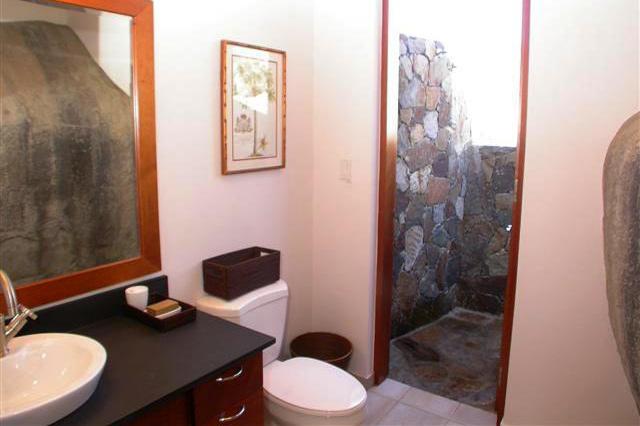 加勒比维京果岛阿玛塔别墅浴室