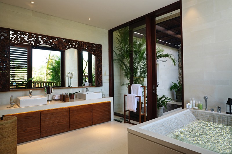 印尼巴厘岛安巴尔别墅浴室