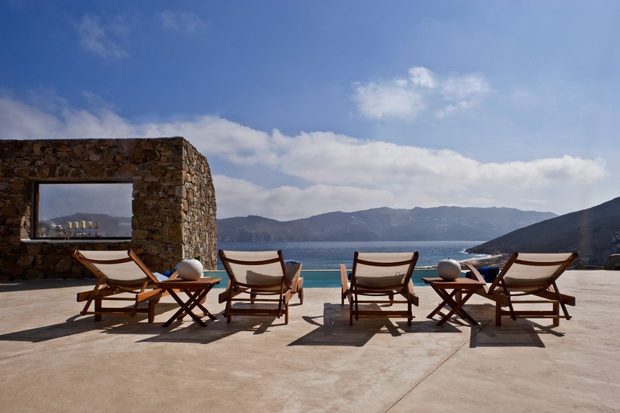 希腊米克诺斯岛帕诺莫斯别墅沙滩椅