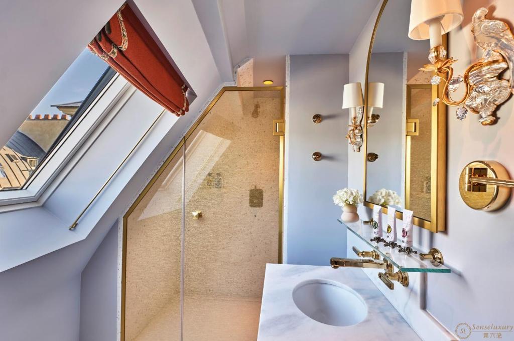 MAISON BARRIERE VENDOME PARIS - Photo 7