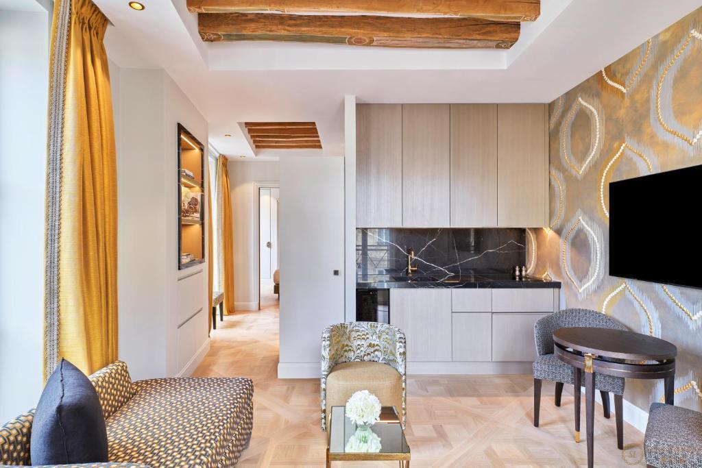 MAISON BARRIERE VENDOME PARIS - Photo 25